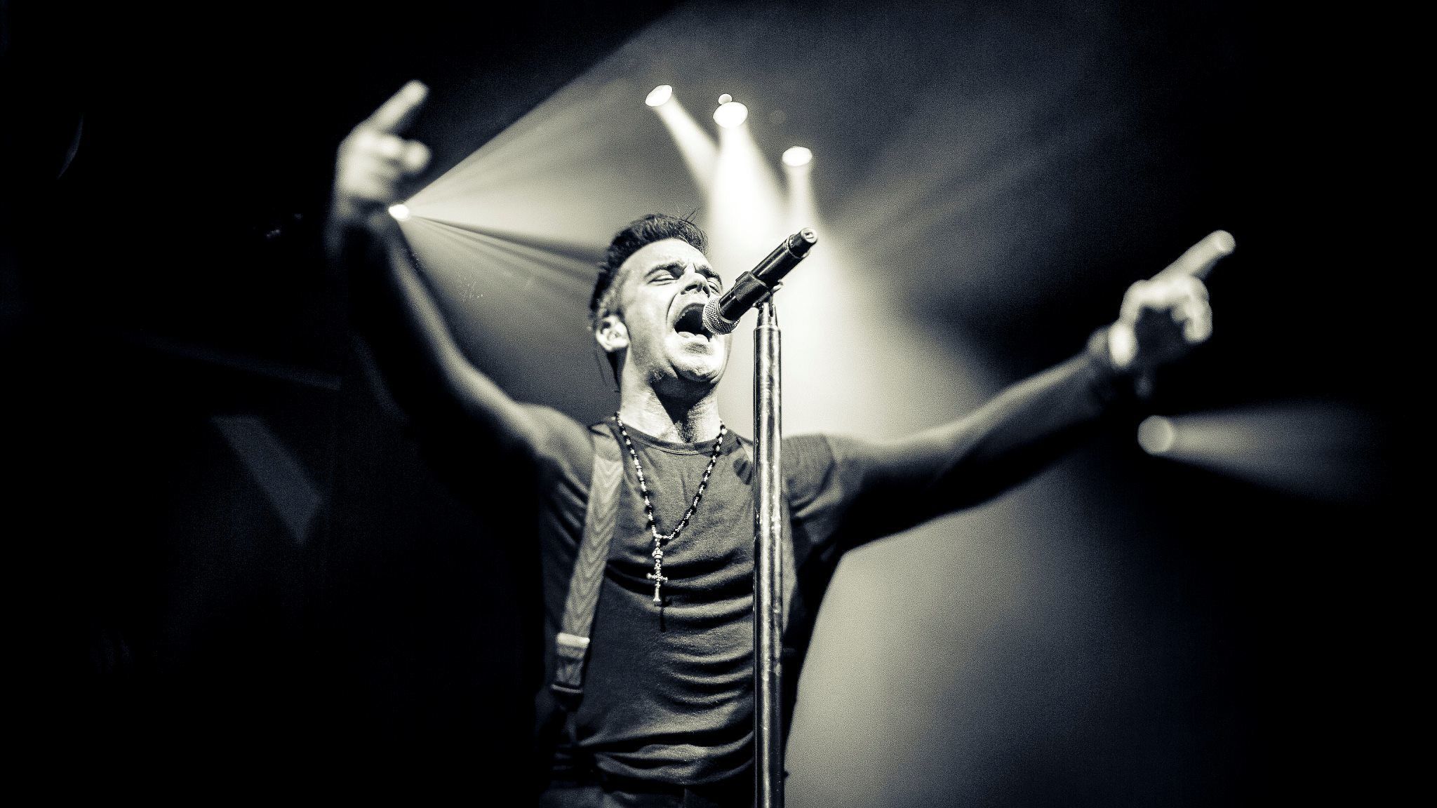 Let Him Entertain You: Robbie Williams Is Back On Tour