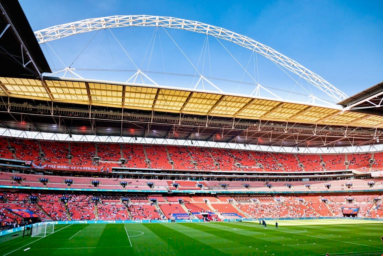 Manchester Sides Kept Apart in FA Cup Semi-Finals